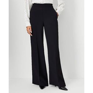 Ann Taylor The Wide Leg Pant in Fluid Crepe